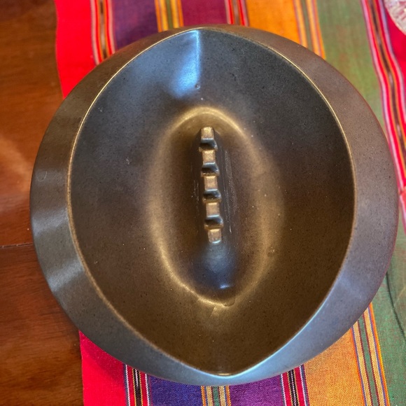 Hyalyn porcelain mid century modern ashtray - Picture 6 of 7